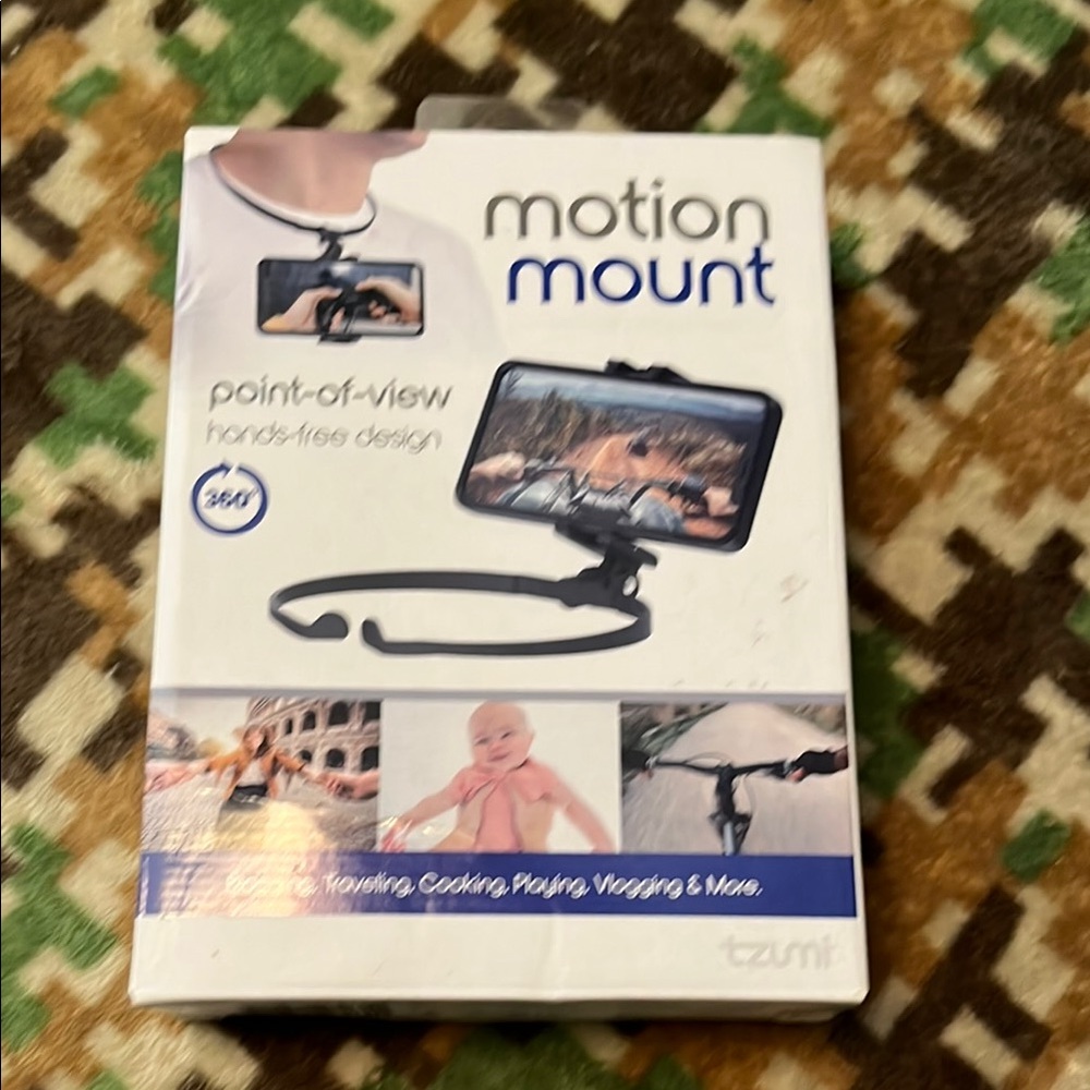 Motion Mount Black Hands-Free Neck/ Car Mount